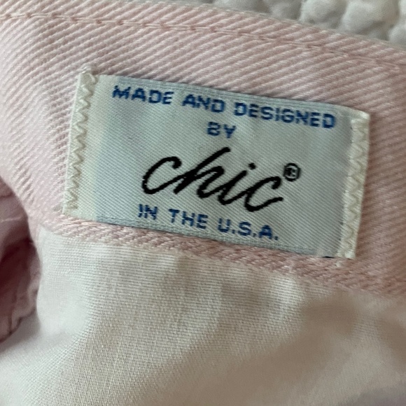 Chic Pale Pink Denim Jeans. Made in USA - Picture 9 of 11